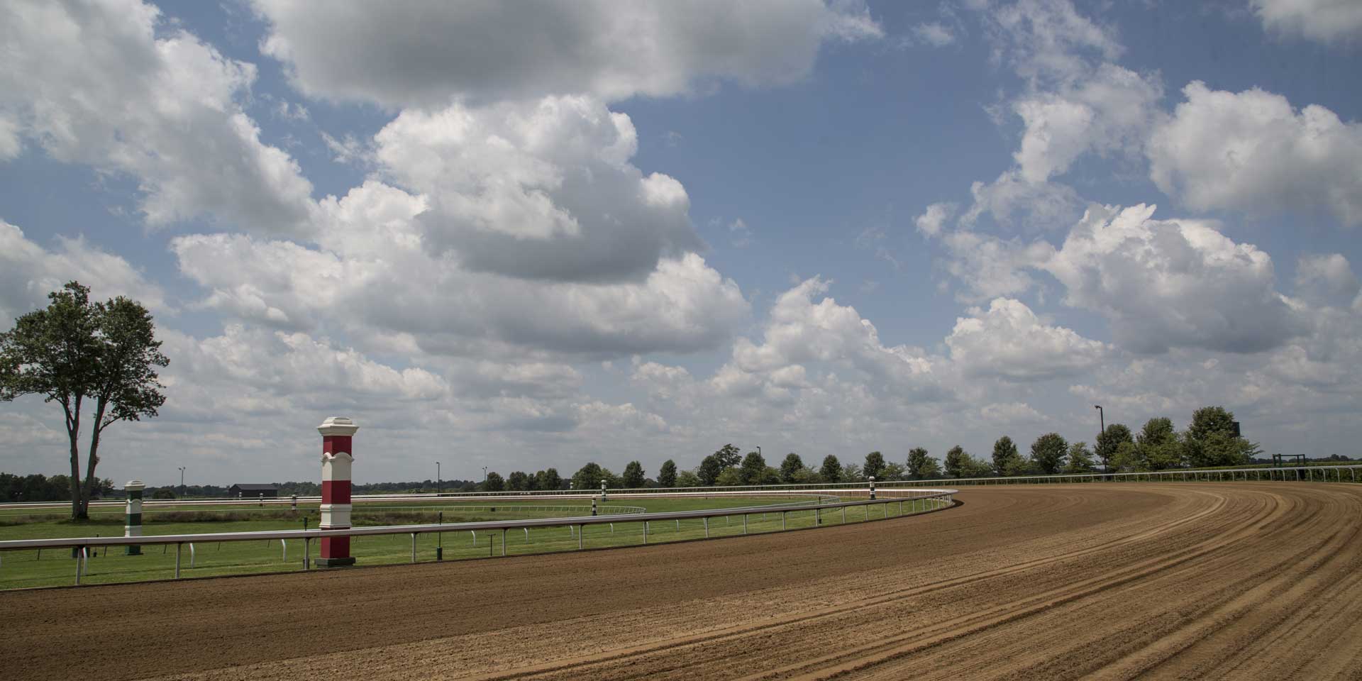 A wide shot of one of Jockeytips’s dirt tracks.